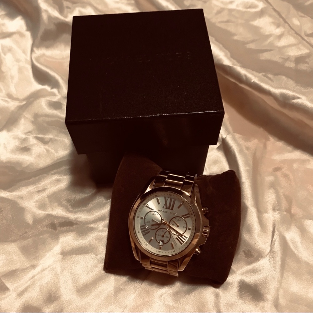 GOLD MICHAEL KORS LINKED WATCH WMS SIZE✨💥 - Picture 5 of 7